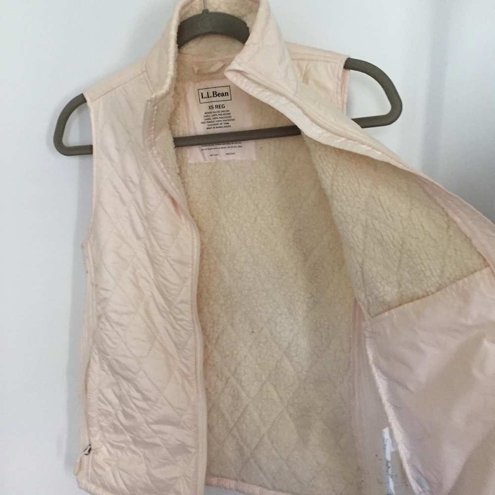 L.L. Bean XS Sherpa lined performance vest - Picture 8 of 8